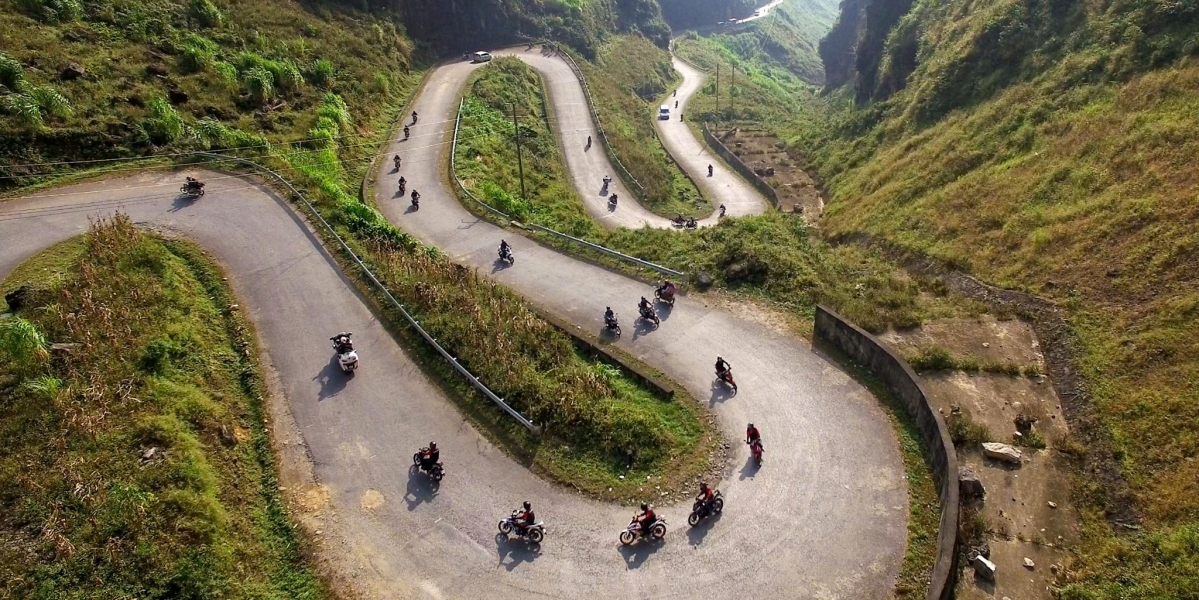 HÀ NỘI - TÂN TRÀO - HÀ GIANG - QUẢN BẠ - LŨNG CÚ - ĐỒNG VĂN - HÀ NỘI {3N/2Đ, ÔTÔ}